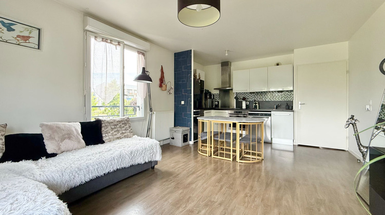 Ma-Cabane - Vente Appartement CORBEIL-ESSONNES, 57 m²