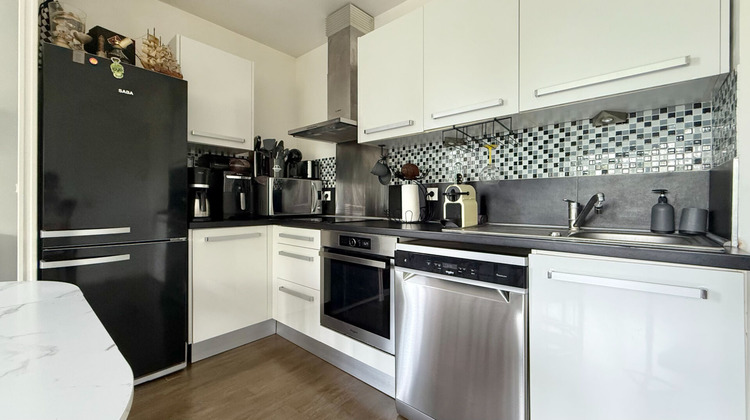 Ma-Cabane - Vente Appartement CORBEIL-ESSONNES, 57 m²