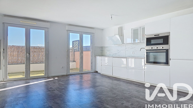 Ma-Cabane - Vente Appartement Corbeil-Essonnes, 55 m²