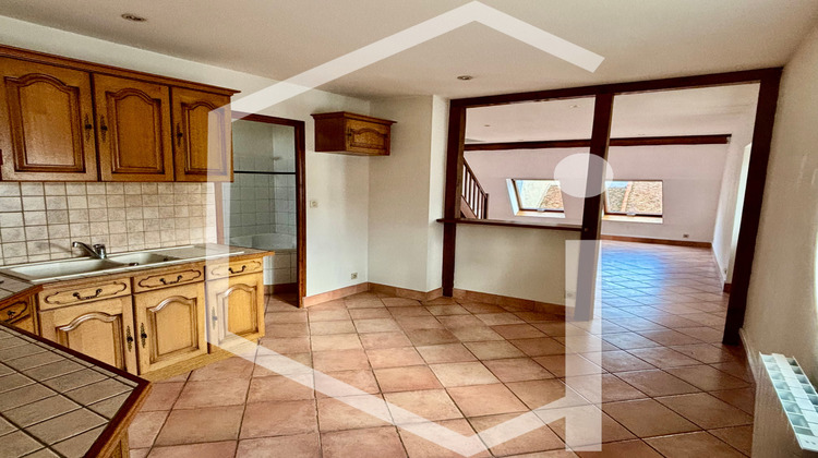 Ma-Cabane - Vente Appartement Cosne-Cours-sur-Loire, 59 m²