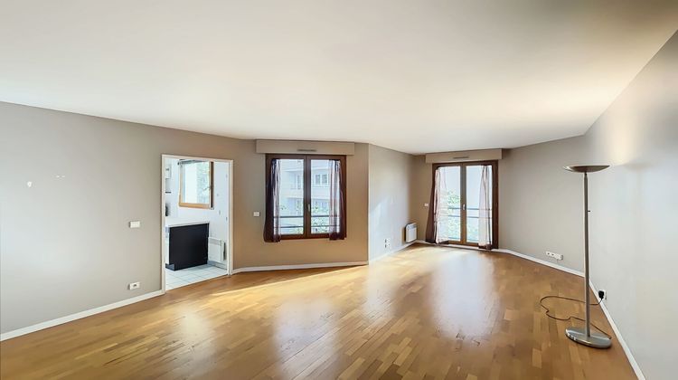 Ma-Cabane - Vente Appartement COURBEVOIE, 45 m²