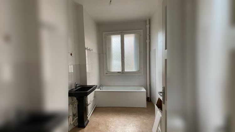 Ma-Cabane - Vente Appartement COURBEVOIE, 54 m²