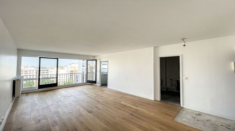 Ma-Cabane - Vente Appartement COURBEVOIE, 30 m²
