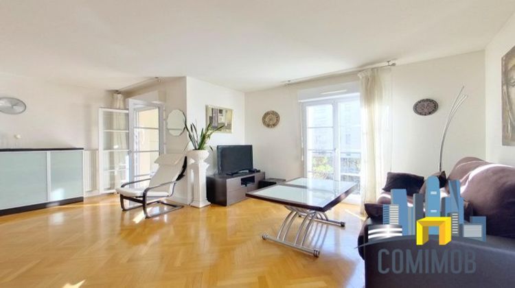 Ma-Cabane - Vente Appartement Courbevoie, 63 m²