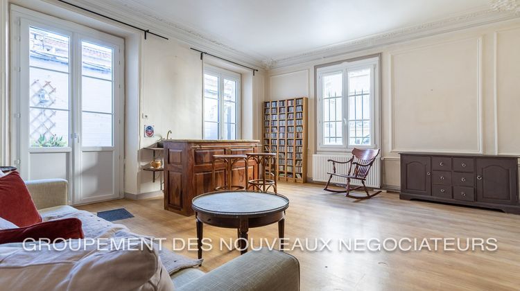 Ma-Cabane - Vente Appartement COURBEVOIE, 169 m²