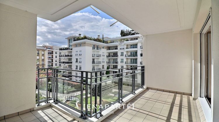 Ma-Cabane - Vente Appartement COURBEVOIE, 54 m²