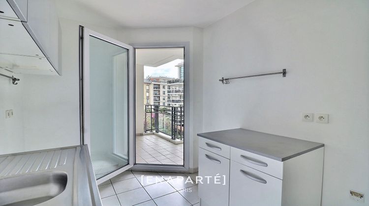 Ma-Cabane - Vente Appartement COURBEVOIE, 54 m²