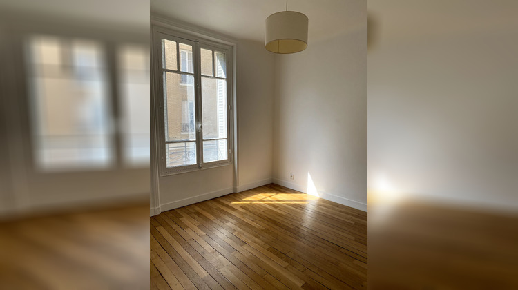 Ma-Cabane - Vente Appartement COURBEVOIE, 56 m²