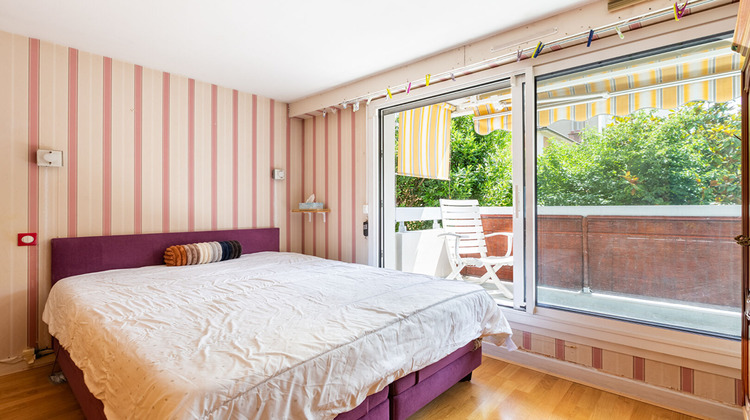 Ma-Cabane - Vente Appartement COURBEVOIE, 70 m²