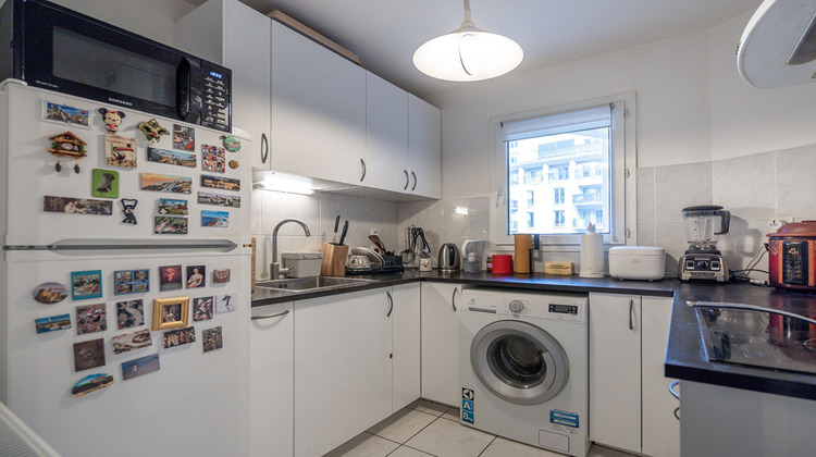 Ma-Cabane - Vente Appartement COURBEVOIE, 63 m²