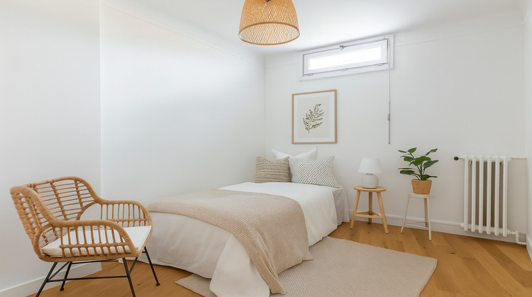 Ma-Cabane - Vente Appartement COURBEVOIE, 104 m²