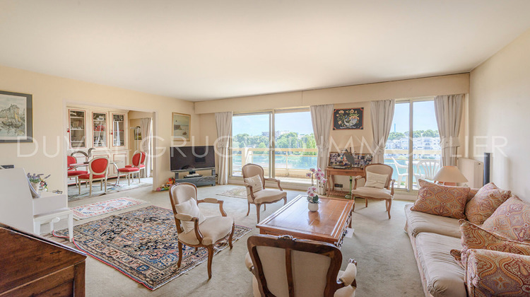 Ma-Cabane - Vente Appartement COURBEVOIE, 93 m²