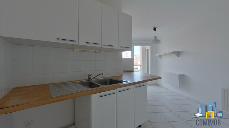 Ma-Cabane - Vente Appartement Courbevoie, 85 m²
