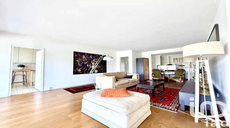 Ma-Cabane - Vente Appartement Courbevoie, 72 m²