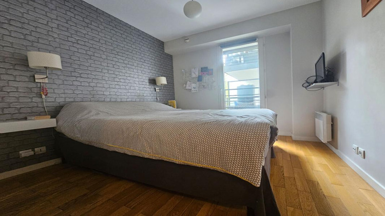 Ma-Cabane - Vente Appartement COURBEVOIE, 63 m²