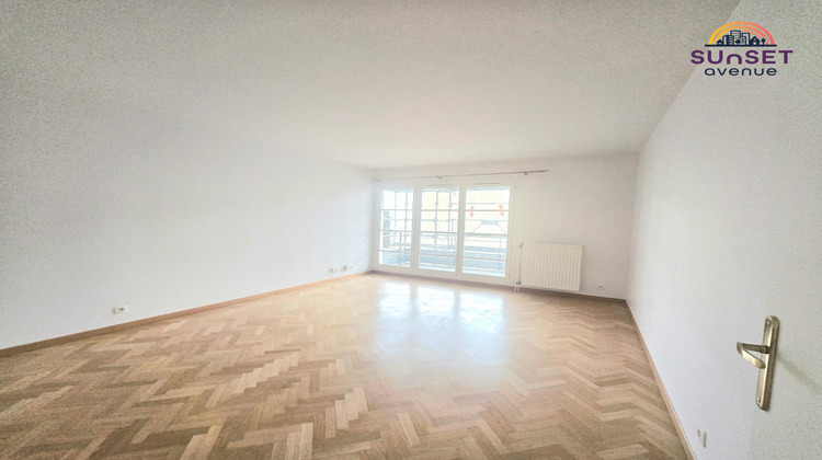 Ma-Cabane - Vente Appartement Courbevoie, 65 m²