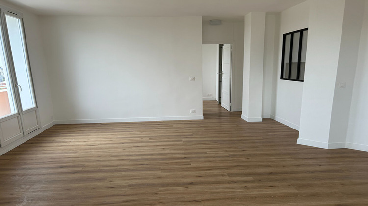 Ma-Cabane - Vente Appartement COURBEVOIE, 55 m²
