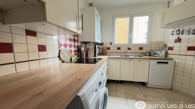 Ma-Cabane - Vente Appartement Courbevoie, 54 m²