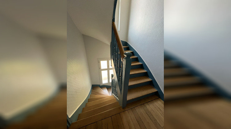 Ma-Cabane - Vente Appartement COURBEVOIE, 32 m²