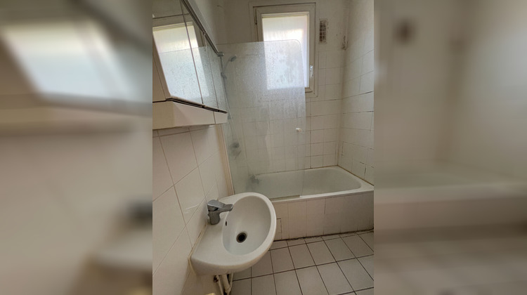 Ma-Cabane - Vente Appartement COURBEVOIE, 32 m²