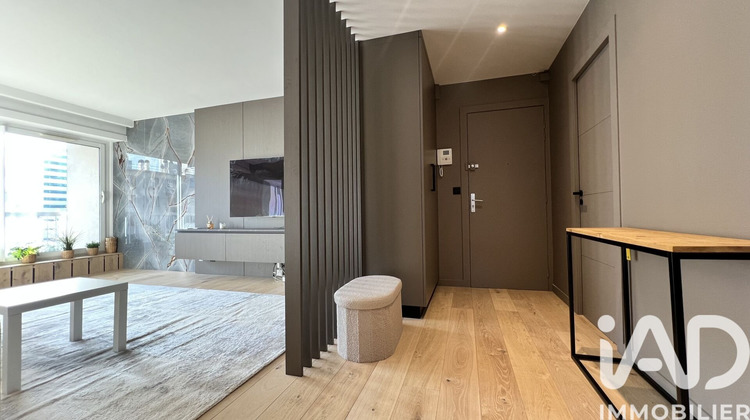 Ma-Cabane - Vente Appartement Courbevoie, 70 m²