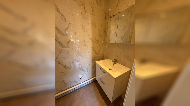 Ma-Cabane - Vente Appartement COURBEVOIE, 32 m²