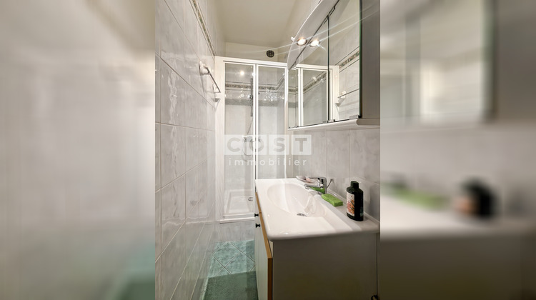 Ma-Cabane - Vente Appartement Courbevoie, 54 m²