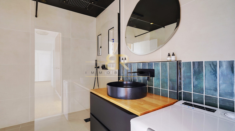 Ma-Cabane - Vente Appartement Courbevoie, 56 m²