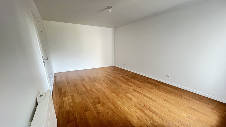 Ma-Cabane - Vente Appartement Courbevoie, 44 m²