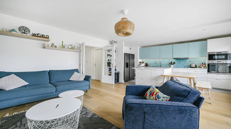 Ma-Cabane - Vente Appartement Courbevoie, 82 m²