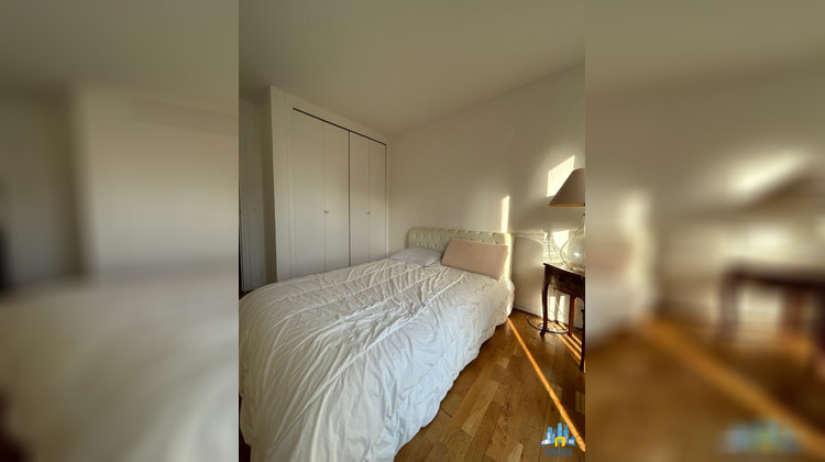 Ma-Cabane - Vente Appartement Courbevoie, 65 m²