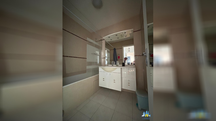 Ma-Cabane - Vente Appartement Courbevoie, 65 m²