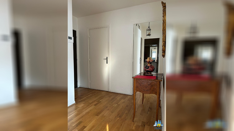 Ma-Cabane - Vente Appartement Courbevoie, 65 m²