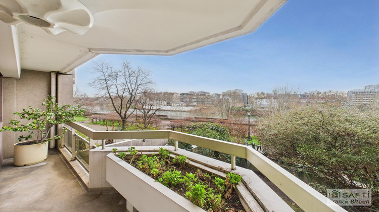 Ma-Cabane - Vente Appartement Courbevoie, 138 m²