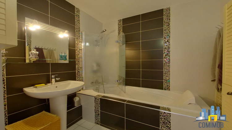 Ma-Cabane - Vente Appartement Courbevoie, 49 m²