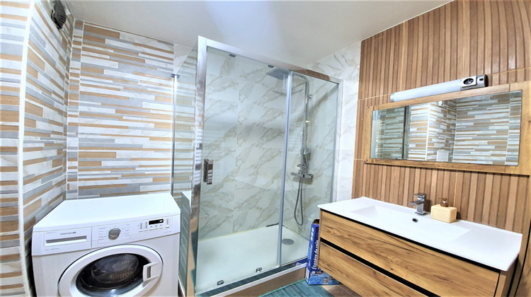 Ma-Cabane - Vente Appartement COURBEVOIE, 62 m²