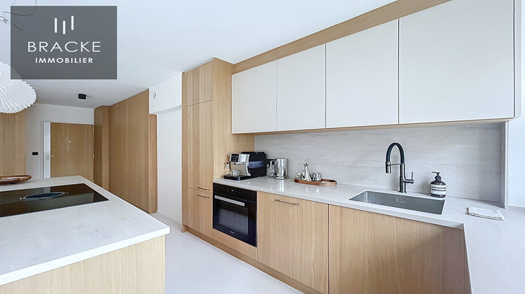 Ma-Cabane - Vente Appartement COURBEVOIE, 52 m²