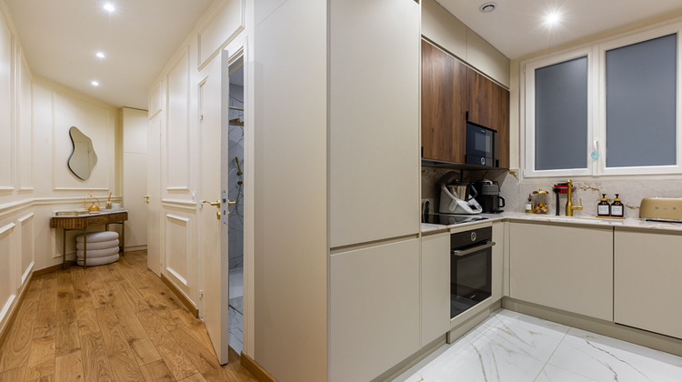 Ma-Cabane - Vente Appartement COURBEVOIE, 50 m²