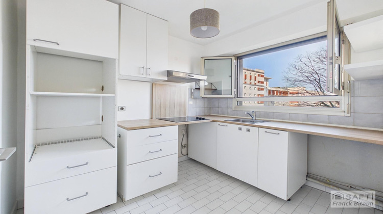 Ma-Cabane - Vente Appartement Courbevoie, 53 m²