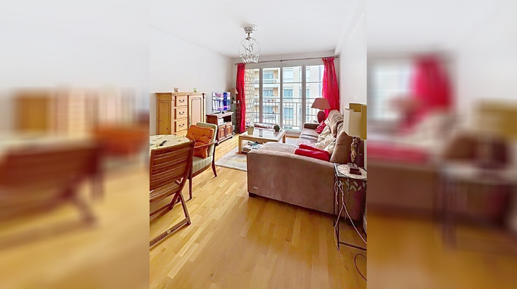 Ma-Cabane - Vente Appartement Courbevoie, 65 m²