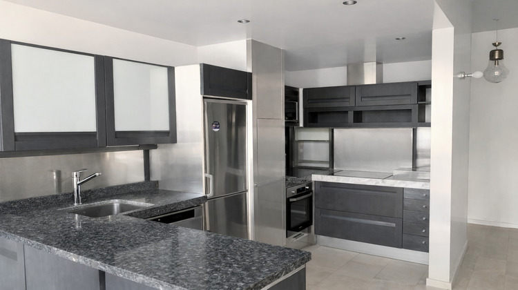 Ma-Cabane - Vente Appartement COURBEVOIE, 119 m²