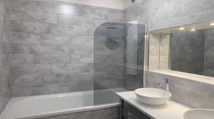 Ma-Cabane - Vente Appartement COURBEVOIE, 119 m²