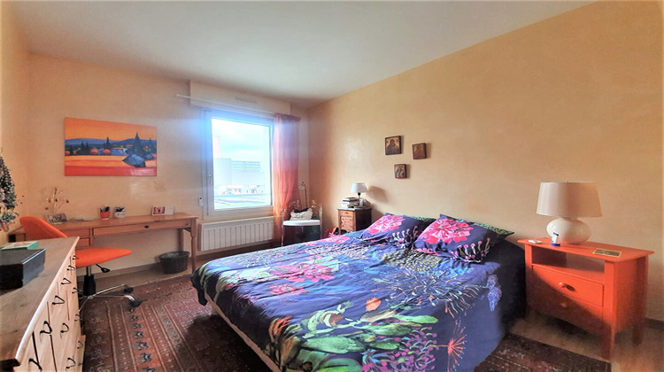 Ma-Cabane - Vente Appartement COURBEVOIE, 117 m²