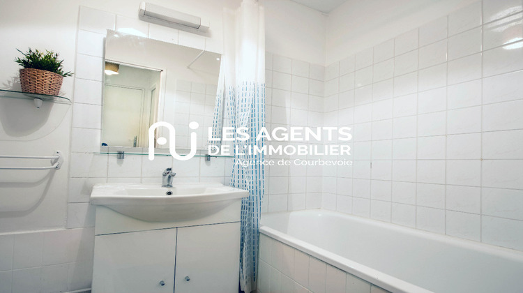 Ma-Cabane - Vente Appartement COURBEVOIE, 54 m²