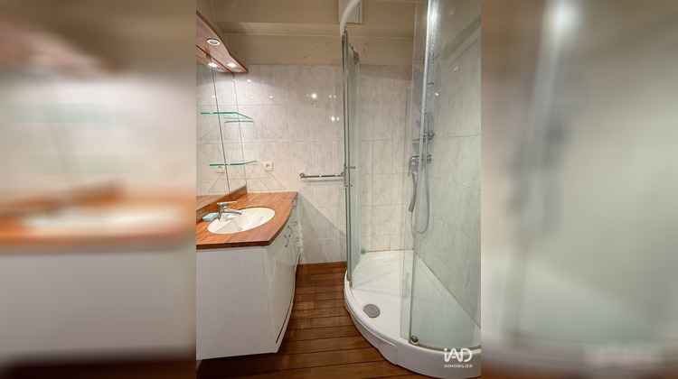 Ma-Cabane - Vente Appartement Courbevoie, 63 m²