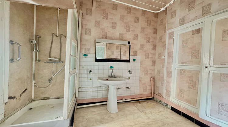 Ma-Cabane - Vente Appartement COURBEVOIE, 63 m²