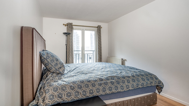 Ma-Cabane - Vente Appartement COURBEVOIE, 63 m²