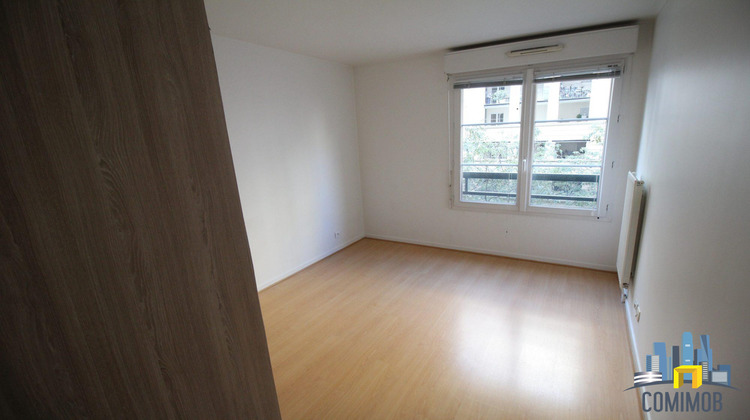 Ma-Cabane - Vente Appartement Courbevoie, 62 m²