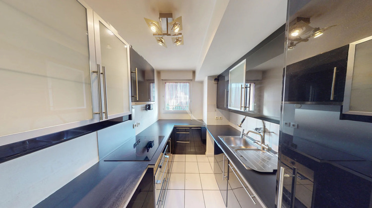 Ma-Cabane - Vente Appartement COURBEVOIE, 57 m²