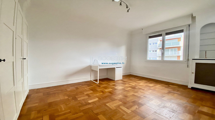 Ma-Cabane - Vente Appartement COURBEVOIE, 107 m²